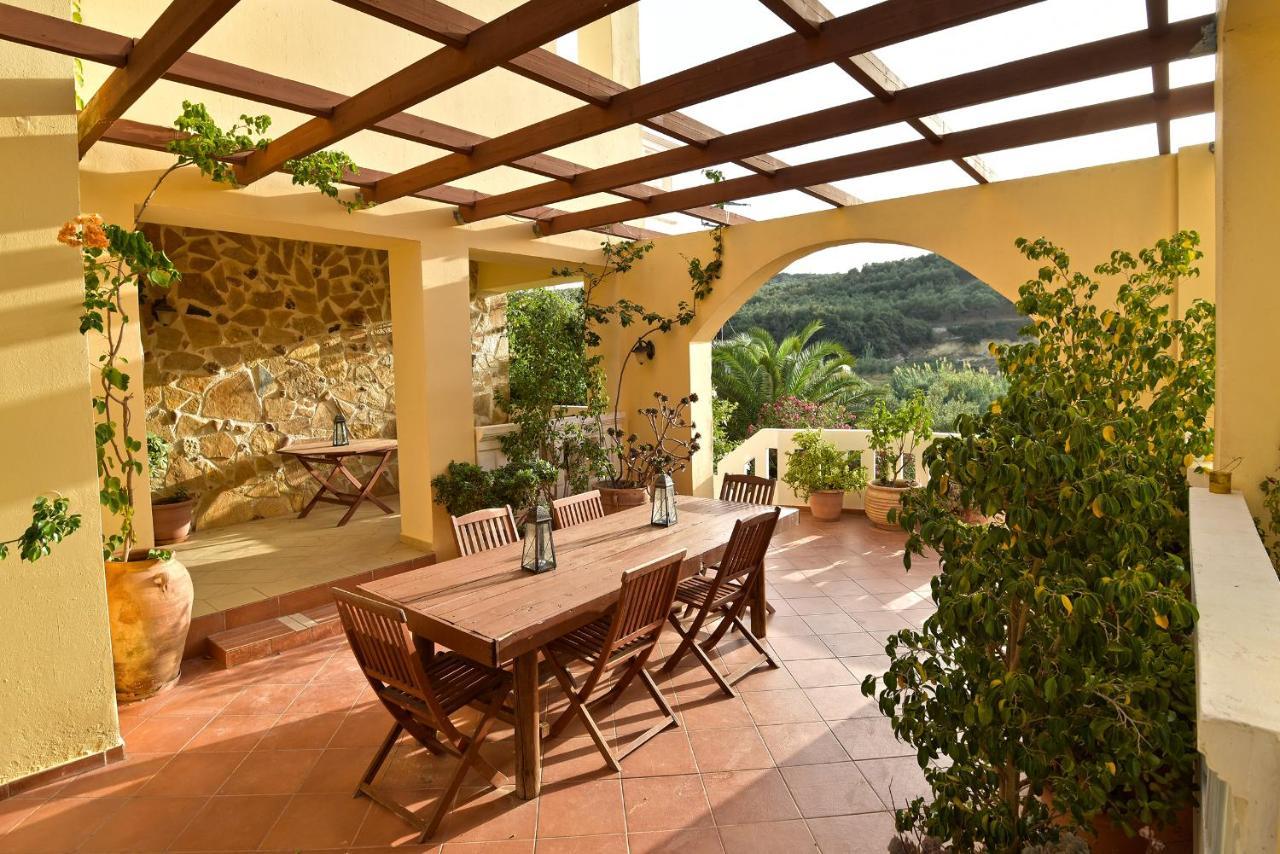 Olive Farm Villa Agia Marina  ภายนอก รูปภาพ