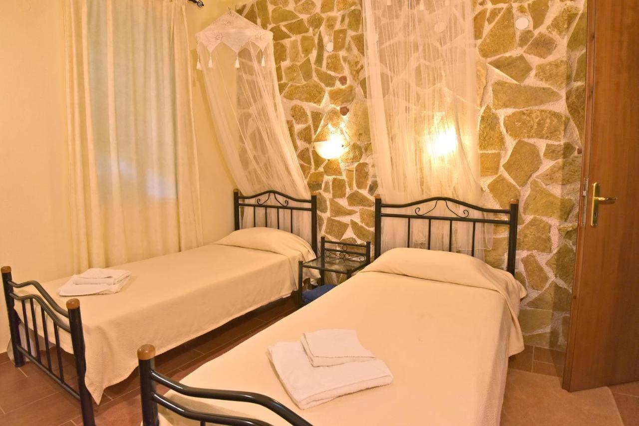 Olive Farm Villa Agia Marina  ภายนอก รูปภาพ