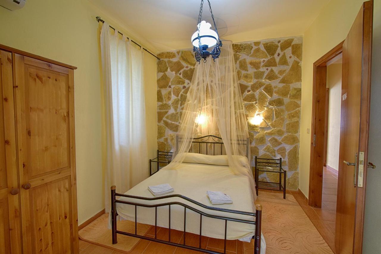 Olive Farm Villa Agia Marina  ภายนอก รูปภาพ